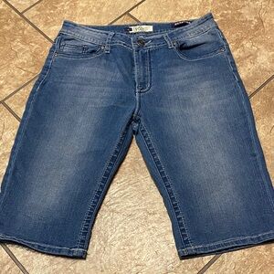 VGS Blue Denim Size 10 Bermuda Shorts with Contrast Stitching Spring Summer